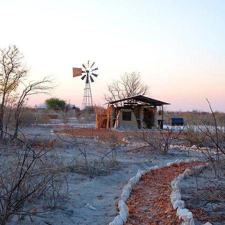 Etosha Trading Post Campsite 오카우쿠에요 외부 사진