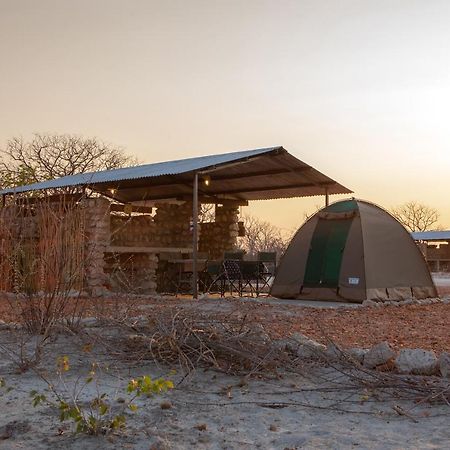 Etosha Trading Post Campsite 오카우쿠에요 외부 사진