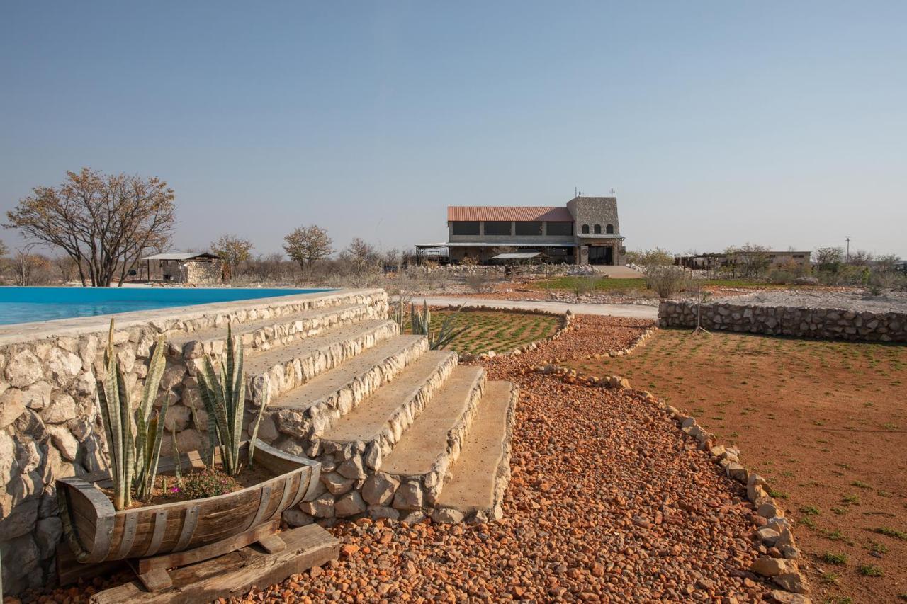 Etosha Trading Post Campsite 오카우쿠에요 외부 사진